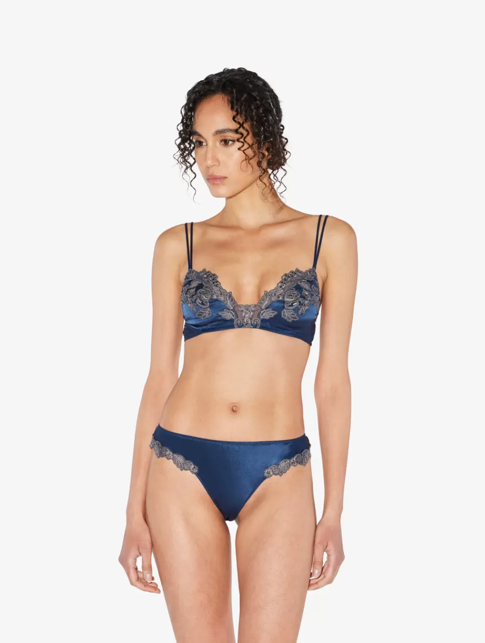 Flash Sale Slip Brasiliano In Seta Blu Con Ricamo A Frastaglio Brasiliani